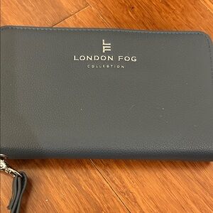 NEW London Fog Charcoal Leather Wallet